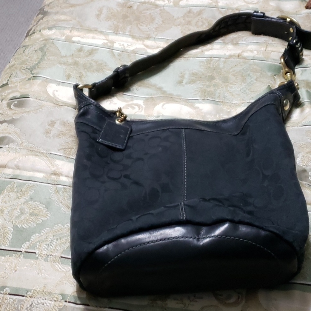 Black hobo purse